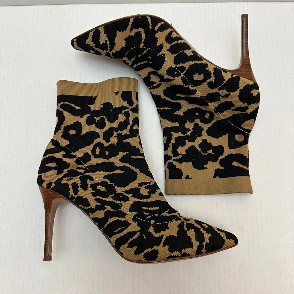 Louise et Cie Silvya Leopard‎ Print Sock Booties 8M Knit Pointed Toe Stiletto